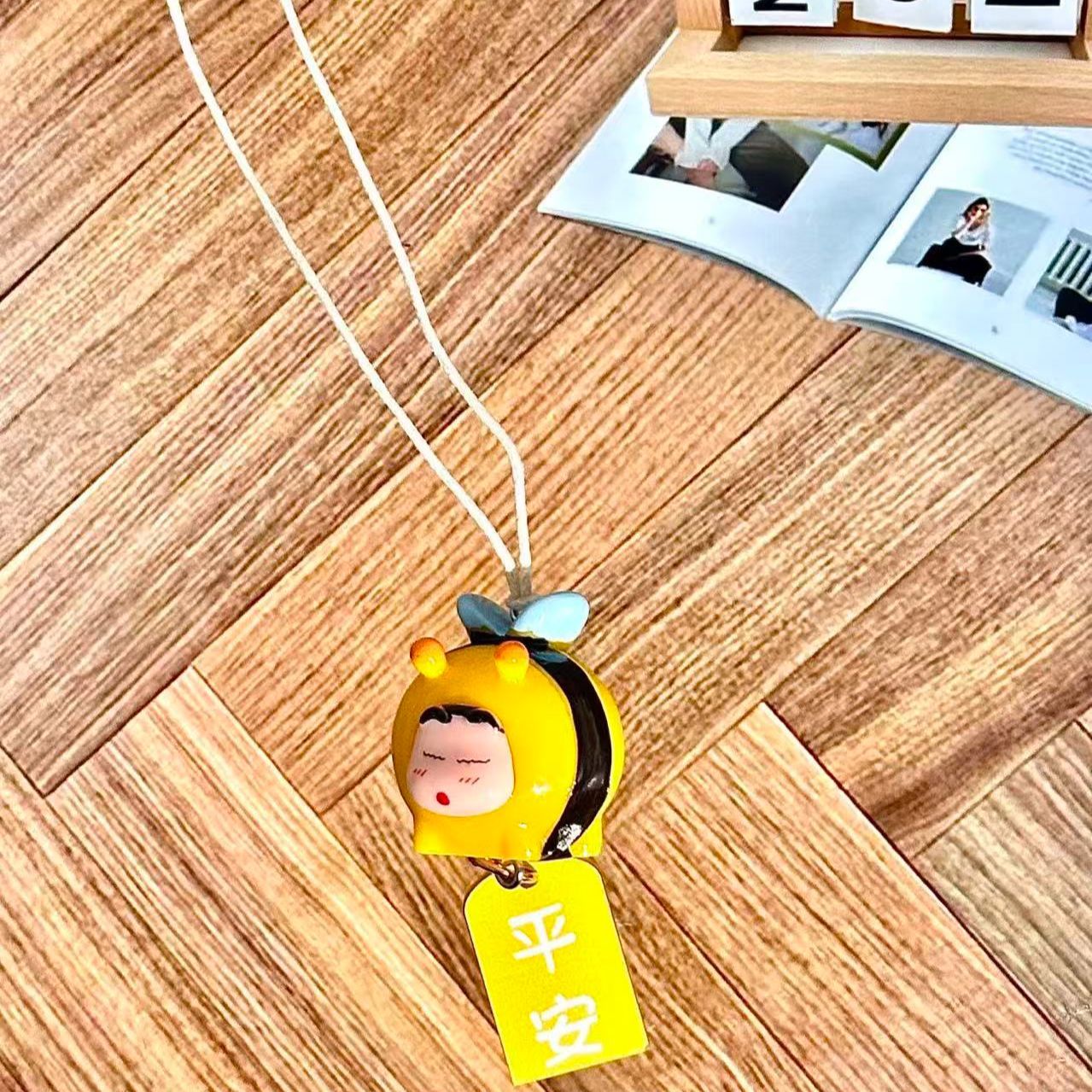 Crayon Shin-chan Bee Cosplay F - đánh giá và giá Car Accessories Website